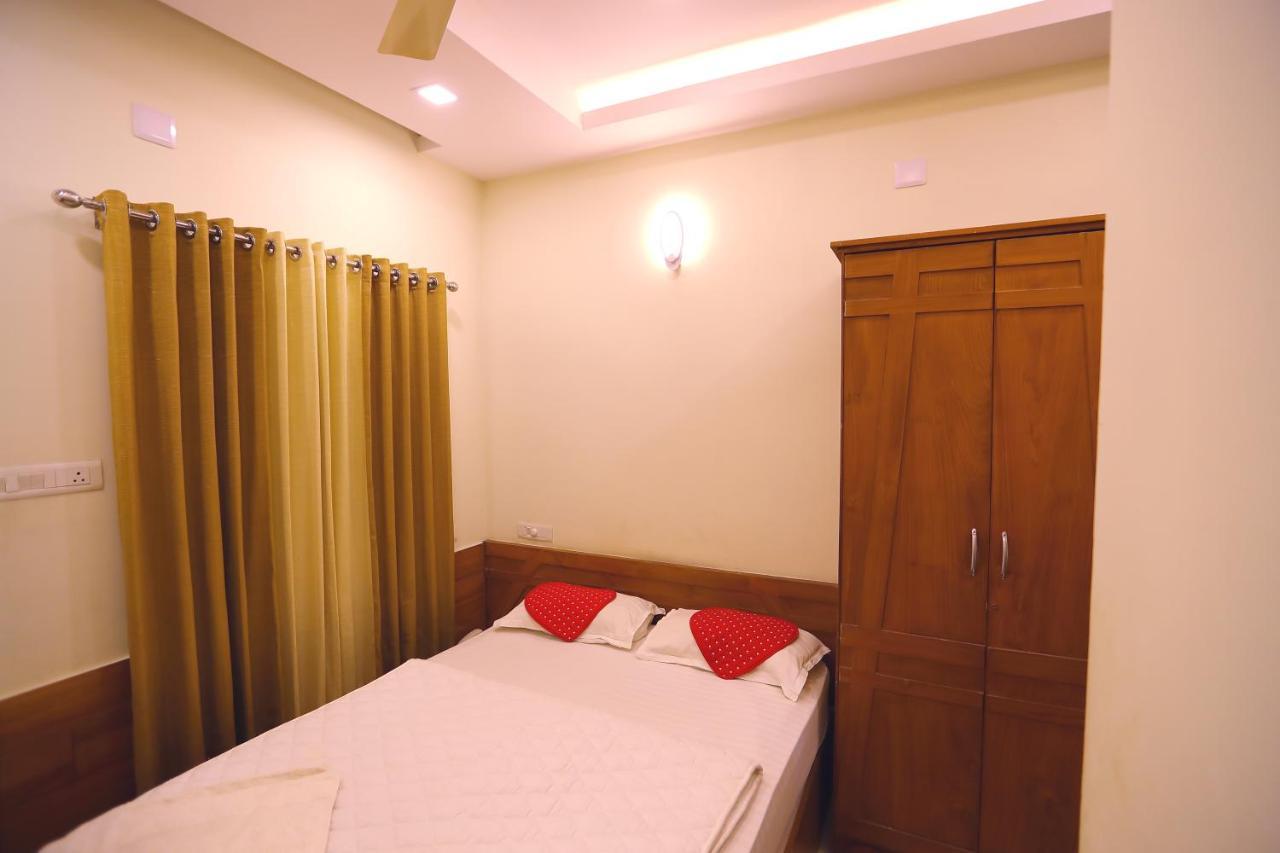 Sapphire Inn 尼杜巴塞莱 外观 照片