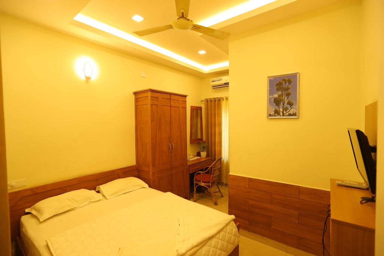 Sapphire Inn 尼杜巴塞莱 外观 照片