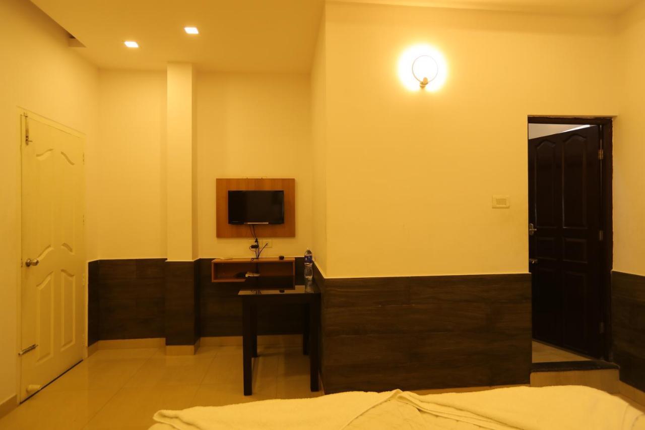 Sapphire Inn 尼杜巴塞莱 外观 照片