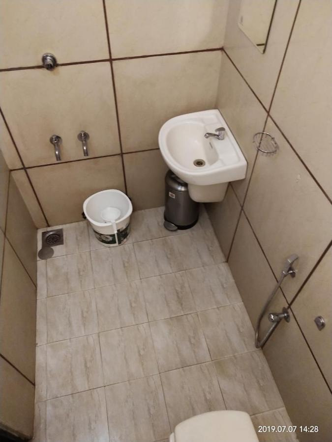 Sapphire Inn 尼杜巴塞莱 外观 照片